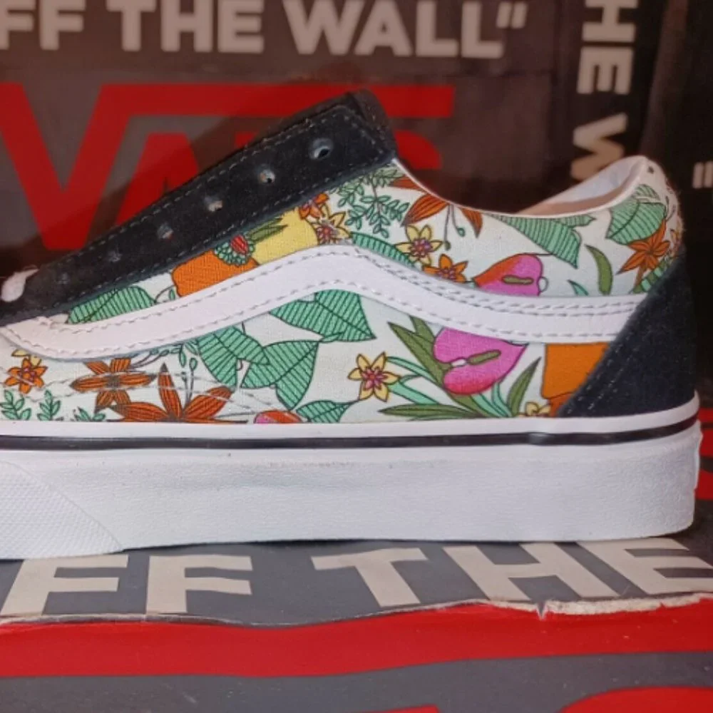 Vans Old Skool Multi Tropical Black/True White Men's 3.5/Womens 5 VNOA4U3BXF3